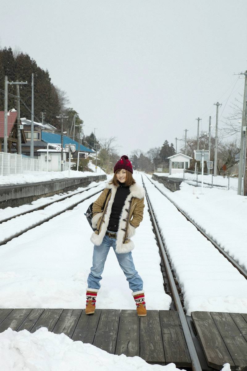 小松彩夏 Ayaka Komatsu(2)　[Wanibooks] 2011.07月号